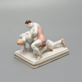 Фигурка «Борцы (Борьба)», скульптор Кожин П. М., фарфор, Дулево, 1959 г.