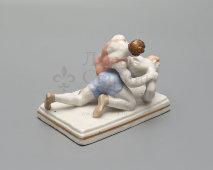 Фигурка «Борцы (Борьба)», скульптор Кожин П. М., фарфор, Дулево, 1959 г.