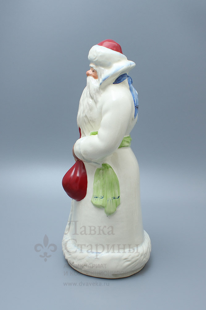 Фарфоровая статуэтка дед мороз городница. Снегурочка фарфоровая статуэтка минский ффз. Фарфоровая статуэтка дед мороз. Фарфоровая статуэтка дед мороз. Дулевский фарфор дед мороз.