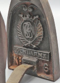 Старинный цельнолитой чугунный утюг «Gendarme» (Жандарм) № 6, Франция, кон. 19, нач. 20 вв.