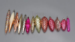 Комплект винтажных ёлочных украшений, новогодние игрушки «Шишки и сосульки», стекло, СССР, 1970-80 гг.