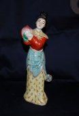 Фигурка «Китаянка с редькой», китайский фарфор, 1960-е