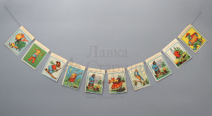 Декоративные елочные флажки «Сказочные персонажи», 2 нитки, бумага, 1950-е