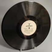 Исп. хор Московского городского Дома пионеров «Цыплята» и хор центрального дома детей железнодорожников «Пионерская песня». Завод «Аккорд», 1950е гг.