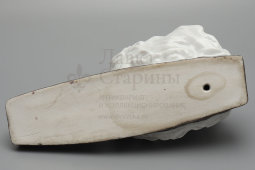 Статуэтка «Балерина Павлова А. П. в концертном номере «Умирающий лебедь» на музыку К. Сен-Санса, скульптор Данько Н. Я., фарфор, ЛФЗ, 1930-е