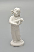 Статуэтка «Колыбельная», скульптор Столбова Г. С., бисквит, ЛФЗ, 1950-60 гг.