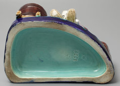 Старинная фаянсовая статуэтка, перовница «Забияка», Тов-во М. С. Кузнецова, 19 в.