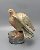 Статуэтка «Голубь», обливная ​керамика, Гжельский керамический завод, 1950-е