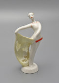Статуэтка «Художественная гимнастика», скульптор Фёдорова Т. А., фарфор, ЛЗФИ, 1950-60 гг.