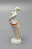 Статуэтка «Художественная гимнастика», скульптор Фёдорова Т. А., фарфор, ЛЗФИ, 1950-60 гг.
