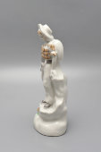 Статуэтка «Девушка альпинистка» (Геолог), скульптор Покосовская В. М., Барановский фарфоровый завод, 1950-57 гг.
