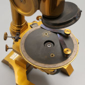 Старинный микроскоп в футляре с набором объективов, Европа, к. 19, н. 20 в.