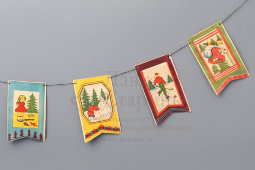 Советские декоративные елочные флажки на одной нитке, бумага, 1950-е