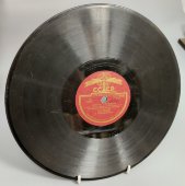 В. А. Нечаев: «Сирень-черемуха» и «Посреди полей России», Апрелевский завод 1950 гг.