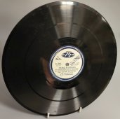 Музыка из пьесы «Принцесса Турандот»: «Марш» и «Вальс и полька». Исп. Орк т-ра им Вахтангова под упр. А.А. Голубенцева. Ногинский завод, 1950е гг. 