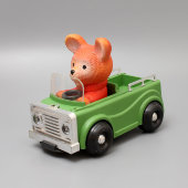Детская механическая игрушка «Медвежонок-автомобилист» в родной коробке, СССР, 1980-е