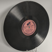 Песня «Кто его знает?» и частушки «О летчиках», советская пластинка, Ногинский завод. 1930-е