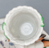 Фарфоровая карандашница «Право на отдых» из письменного прибора «Обсуждение проекта Сталинской конституции в колхозе Узбекистана», фарфор ЛФЗ