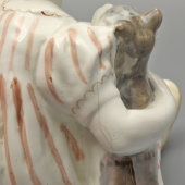 Фигурка «Девочка с кошкой», скульптор Холодная М. П., ЗиК Конаково, 1959 г.
