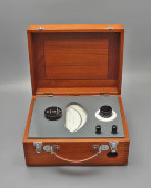 Винтажный измерительный прибор «Динамометр-амперметр» в деревянном корпусе, Cambridge Instrument Company, Англия, 1968 г.