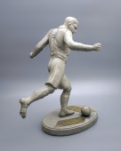 Скульптура «Спортсмен-футболист»