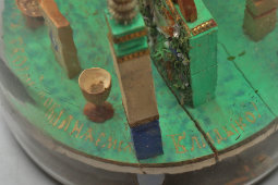 Паломнический сувенир «Святое Распятие» в стеклянном сосуде, Гефсиманский Черниговский скит Троицко-Сергиевой лавры, Россия, нач. 20 в.