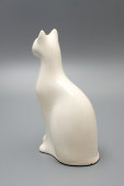 Советская фаянсовая статуэтка «Белая кошка», ЗиК «Конаково», 1960-70 годы