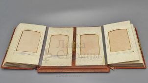 Старинный фотоальбом для гостиной в кожаном переплете и латунным замком, Россия, 19 в. 