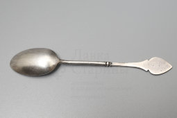 Старинная чайная серебряная ложка, 84 проба, мастерская Павла Волкова, Москва, после 1908 г.