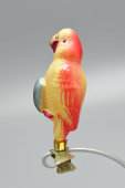 Советская стеклянная елочная игрушка на прищепке «Попугай Карудо с ватой» из серии «Доктор Айболит», Москва, 1950-60 гг.