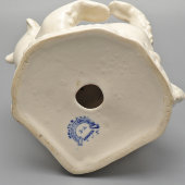 Статуэтка «Борющиеся медведи», фарфор, глазуровка, Минский фарфоро-фаянсовый завод, 1952-57 гг.