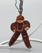 Советская ватная игрушка на елку «Парашютист», Артель «Спорт-игрушка», кон. 1930-х