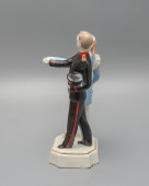Фигурка «Первый вальс» («Суворовец»), скульптор Бржезицкая А. Д., фарфор Дулево, 1951 г.