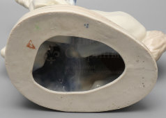 Статуэтка «Конезаводчица», скульптор Бессарабова Н. И., Гжель, 1950-60 гг.