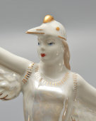 Статуэтка «Балерина в образе птицы» (Аистенок), скульптор Интизарян​ М. А.​, Вербилки, 1950-60 гг.