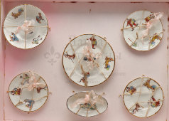 Детский дорожный сервиз для кукольного домика, посудка «Кукольный обеденный стол», фарфор, Франция, нач. 20 в.