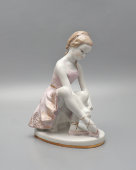 Статуэтка «Актриса Т. Л. Пилецкая в детстве» (Юная балерина), скульптор Пахомов А. Ф., ЛФЗ, 1950-60 гг. 