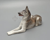 Статуэтка «Собака породы немецкая овчарка», скульптор Воробьев Б. Я., фарфор, анималистика ЛФЗ, 1950-60 гг.