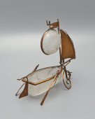 Подставка для механических часов, подчасник «Парусник» (лодка с веслами), латунь, стекло, Европа, кон. 19 в.