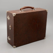 Европейский патефон-чемоданчик «Avuston», фирма Paillard, Швейцария, 1-я пол. 20 в.
