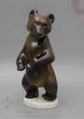 Фигурка «Бурый медведь», ЛФЗ, 1950-60 гг., скульптор Ризнич И. И., фарфор
