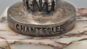 Фигурка, талисман в виде петуха с крышки радиатора старинного автомобиля «Шантеклер (Chantecler)», шпиатр, мрамор, Франция, 1920-е