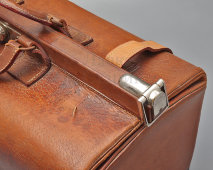 Большой старинный саквояж, докторская сумка, натуральная кожа, ткань, Европа, нач. 20 в.