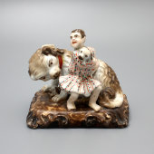 Антикварная фарфоровая статуэтка «Мальчик с собакой и щенком», Россия, частный фарфоровый завод