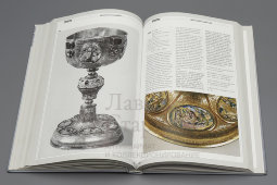 Каталог «Московская эмаль XV–XVII веков», автор Мартынова М. В., издание музея-заповедника «Московский Кремль», 2002 г.