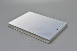 Каталог «Московская эмаль XV–XVII веков», автор Мартынова М. В., издание музея-заповедника «Московский Кремль», 2002 г.