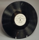 Людмила Зыкина с песнями «Жена моряка» и «Лёшенька», Фирма «Мелодия», 1960-е гг.