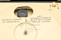 Советский электропроигрыватель «Концертный ЭПГ-4» для пластинок на 16, 33, 45 и 78 оборотов, ММЗ, СССР, нач. 1960-х