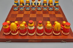 Детские шахматы «Сказочное царство», дерево, СССР, 1980-е