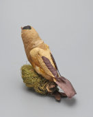 Редкая ватная ёлочная игрушка на прищепке «Птица в гнезде», СССР, 1930-50 гг.